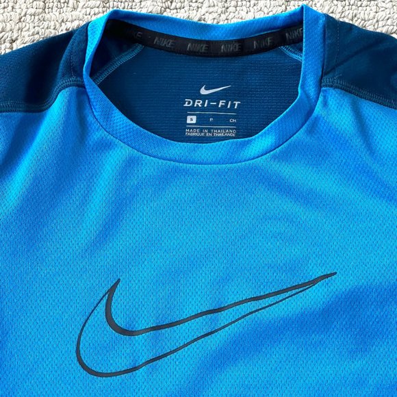 Nike Other - Nike Boys Dri-Fit Short Sleeve Shirt - Youth Small